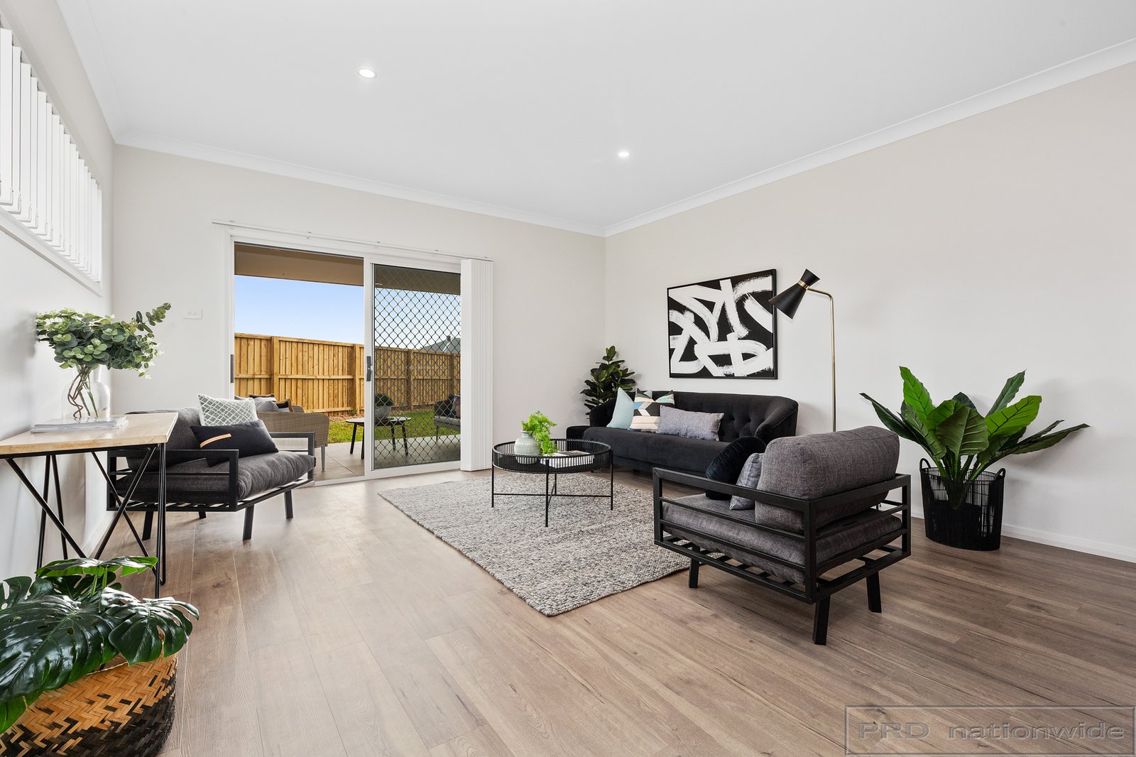 10 Flemming Street THORNTON 9