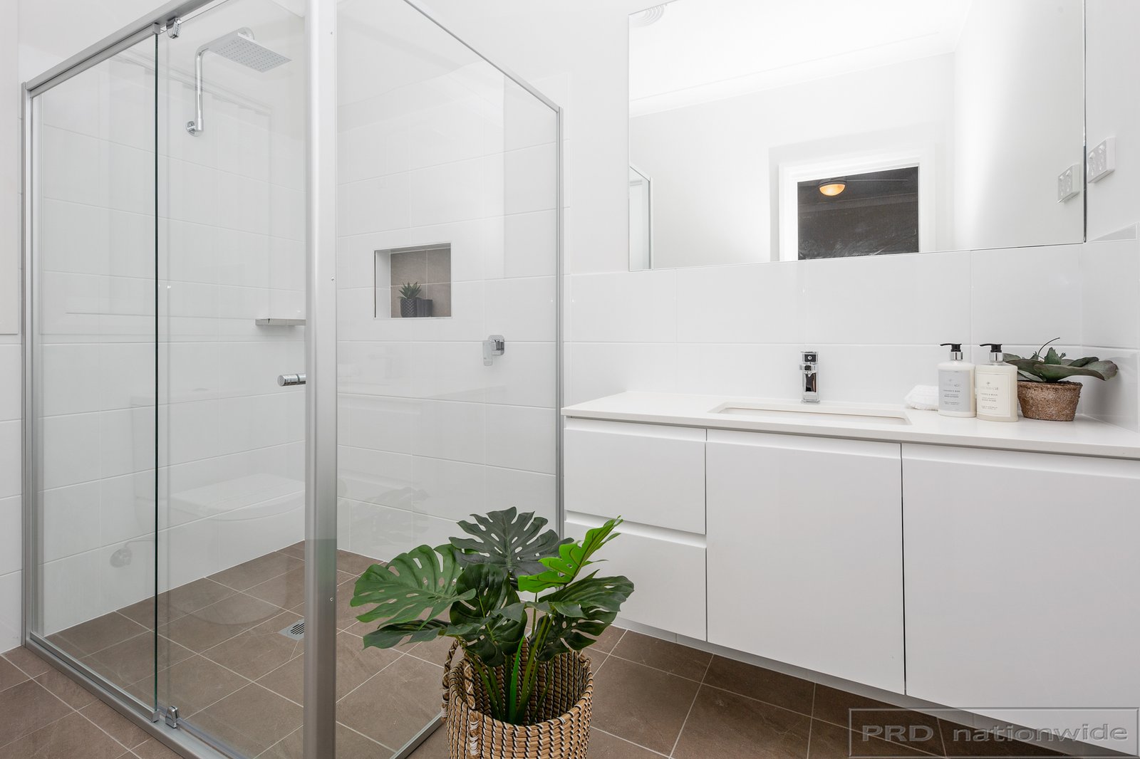 10 Flemming Street THORNTON 11