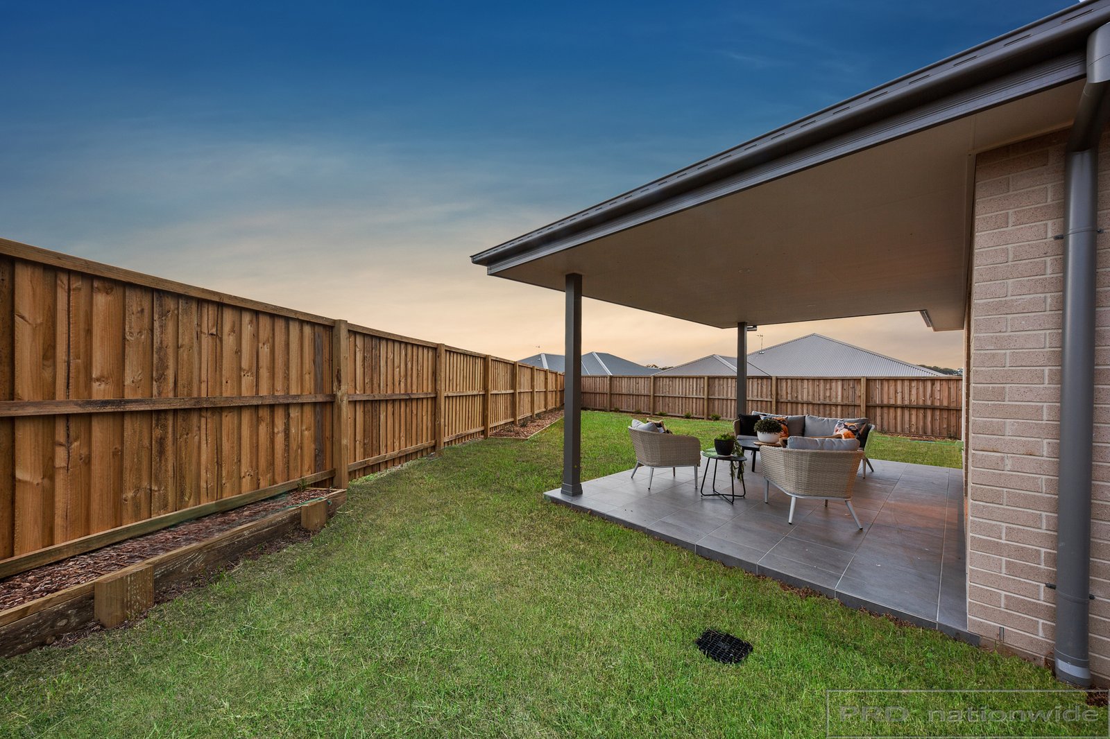 10 Flemming Street THORNTON 27