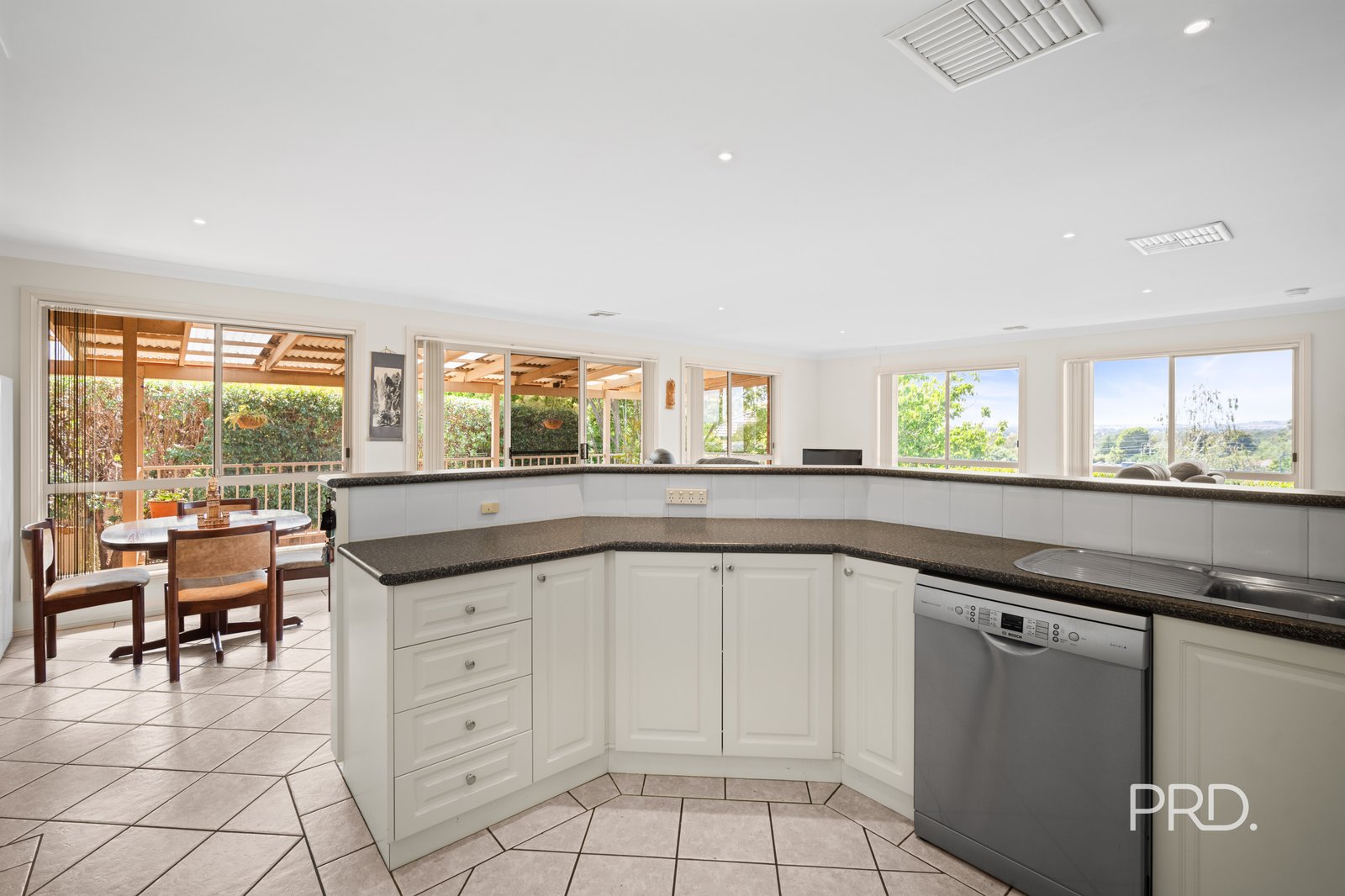 10 Fletcher Place KOORINGAL 14