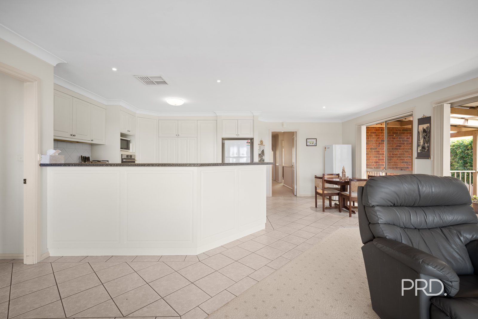 10 Fletcher Place KOORINGAL 16