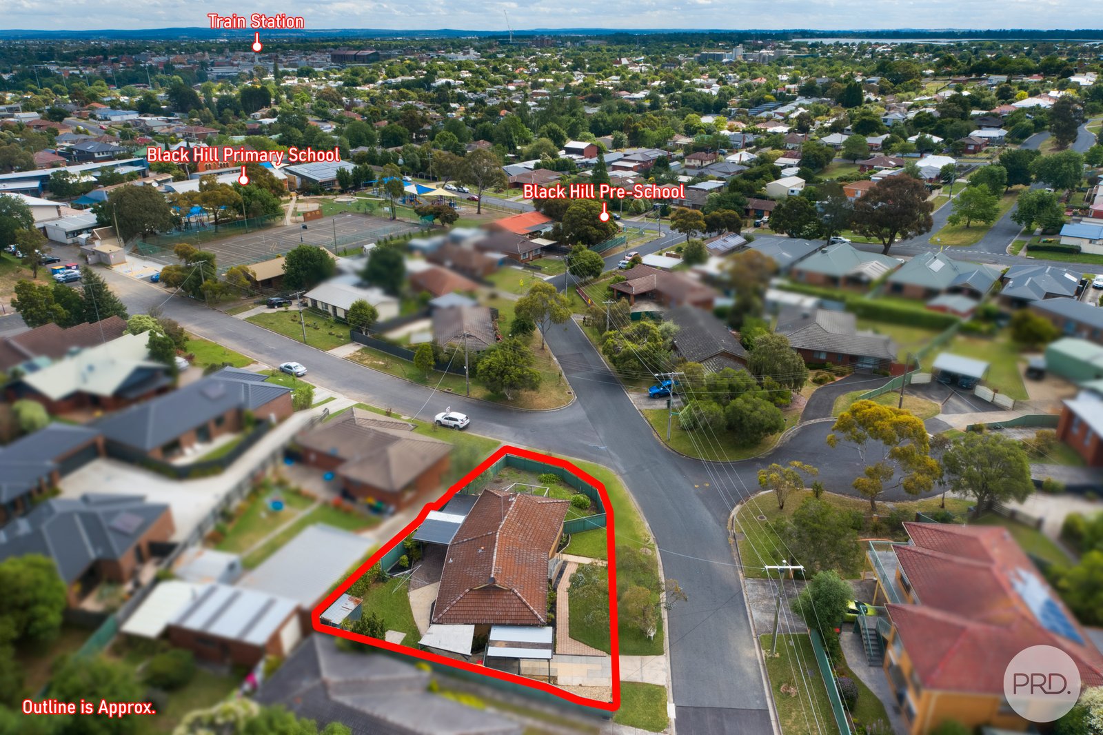 10 Foley Crescent BLACK HILL 15