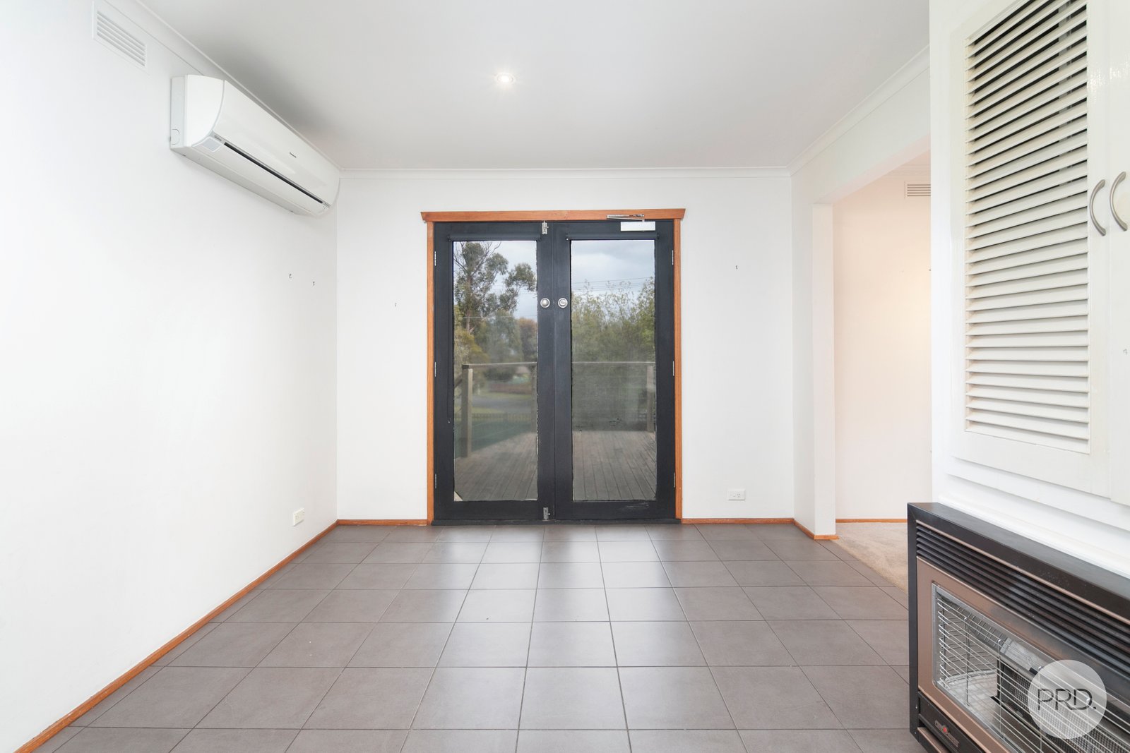 10 Foley Crescent BLACK HILL 6