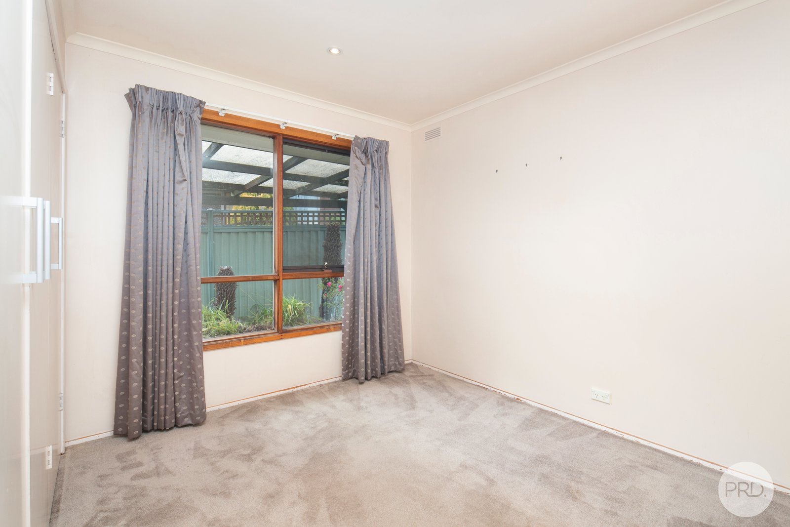10 Foley Crescent BLACK HILL 8
