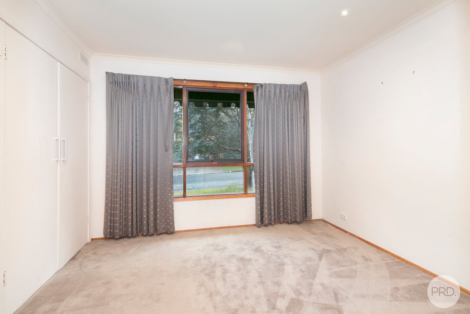 10 Foley Crescent BLACK HILL 12