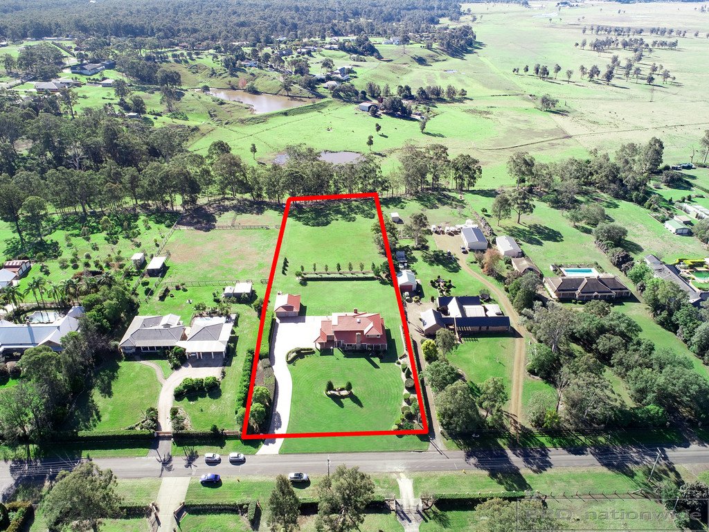 10 Forsythe Parade BLACK HILL 2