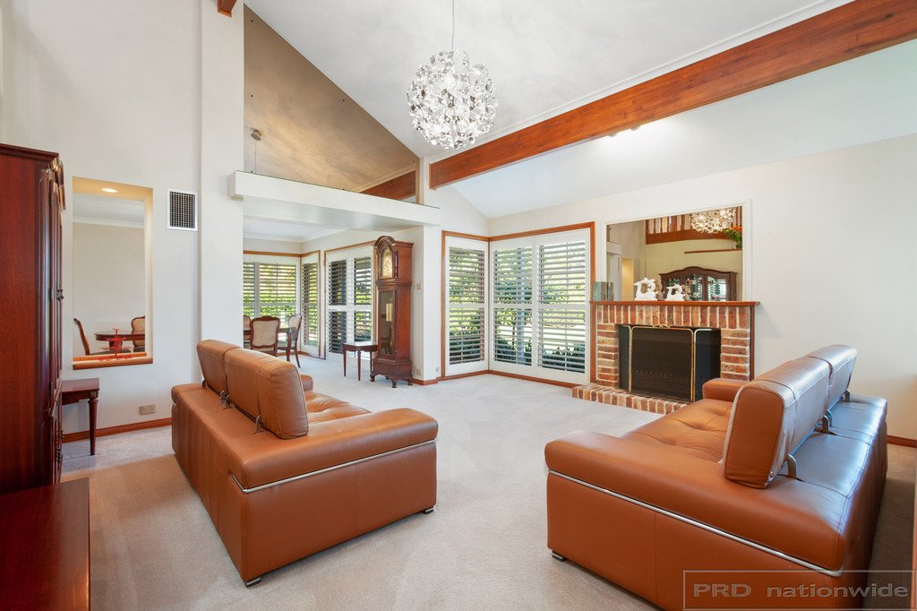 10 Forsythe Parade BLACK HILL 5