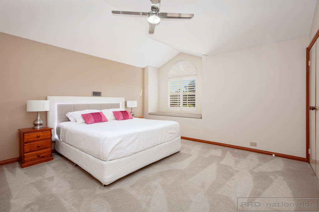 10 Forsythe Parade BLACK HILL 17