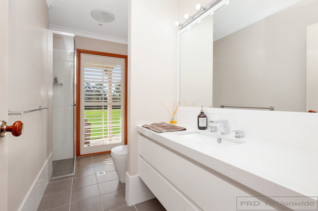 10 Forsythe Parade BLACK HILL 22