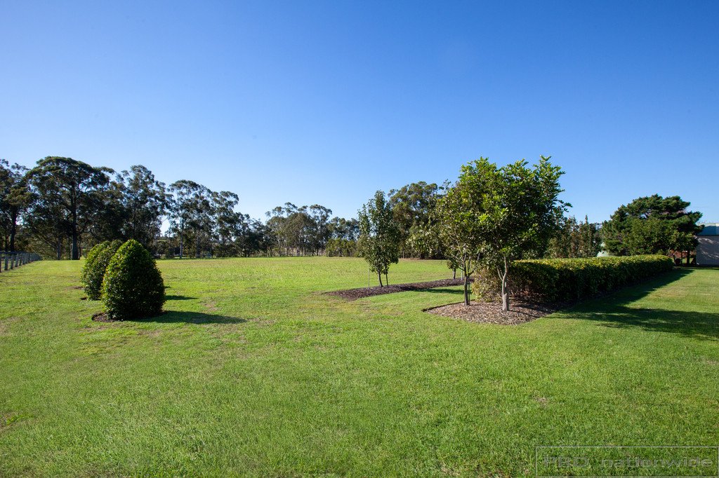 10 Forsythe Parade BLACK HILL 25