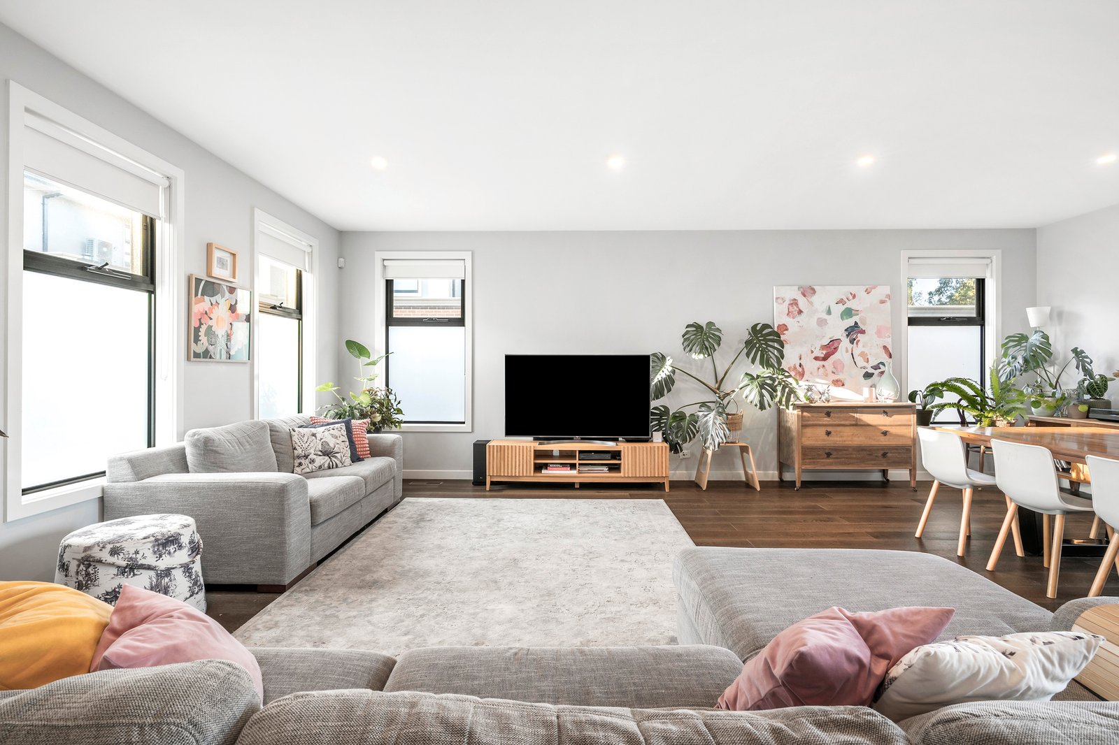 Real Estate and Property in 10 Francesca Street, Mont Albert North, VIC