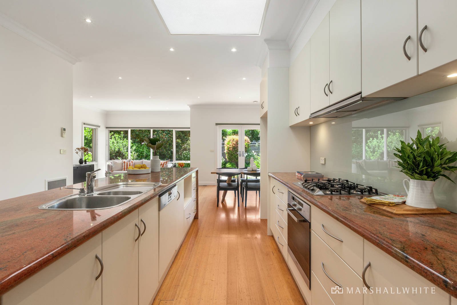 10 Gabriel Avenue, Malvern East, VIC