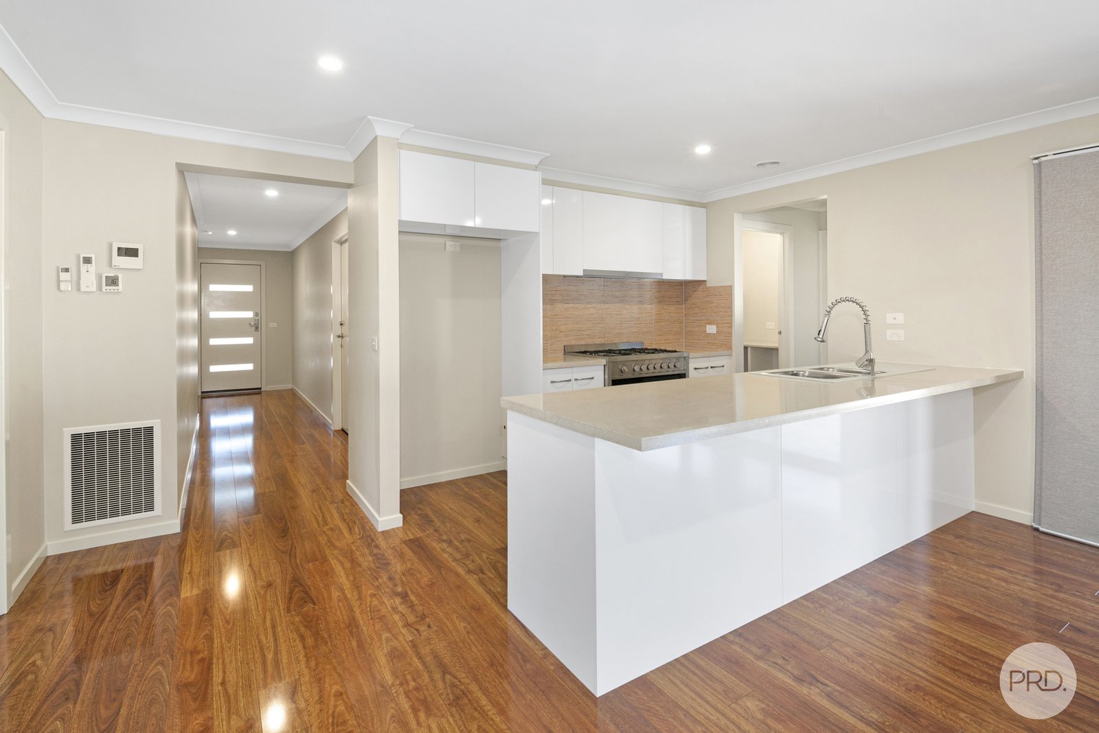 10 Gallant Way WINTER VALLEY 2