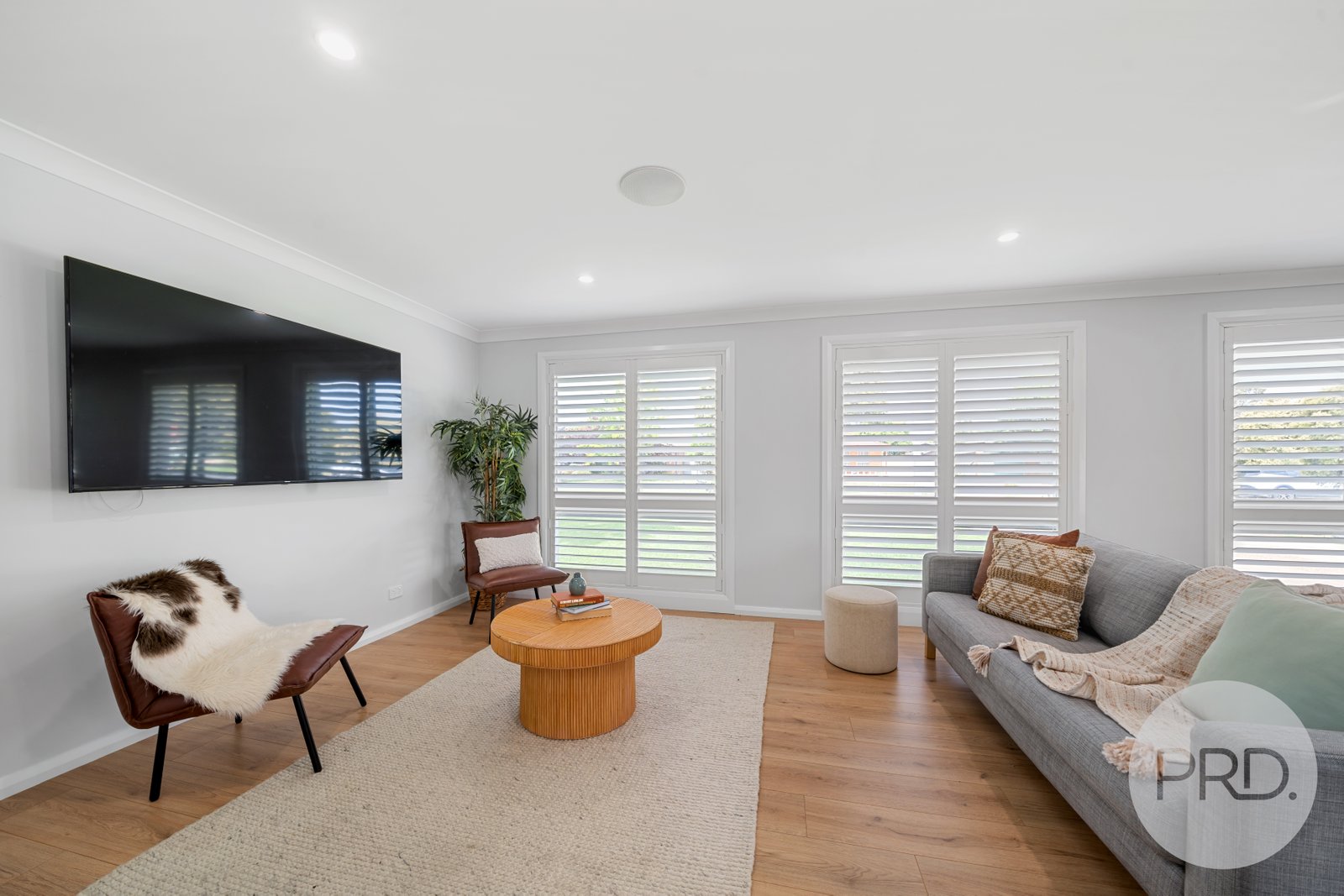 10 Geneva Crescent LAKE ALBERT 2