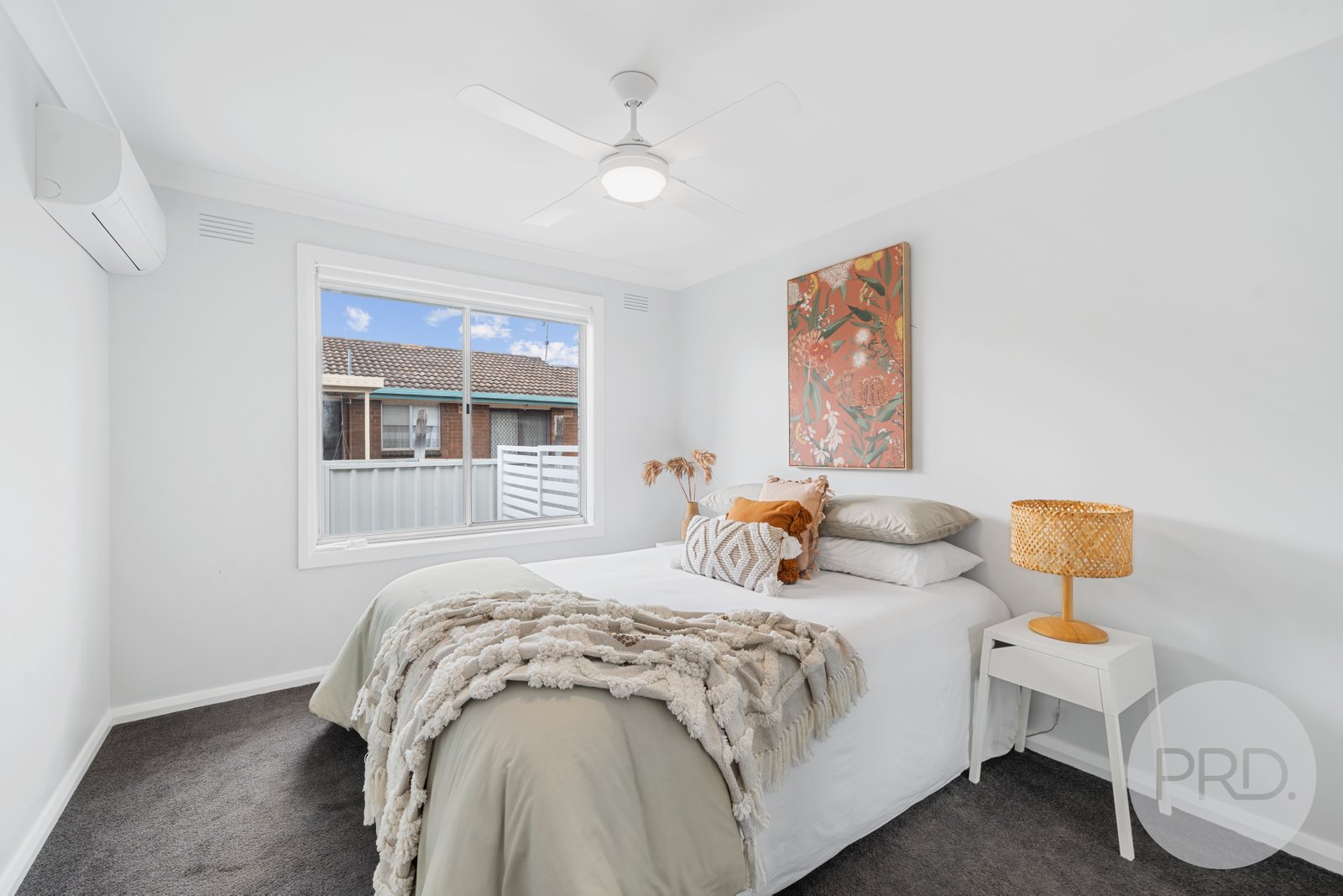 10 Geneva Crescent LAKE ALBERT 11