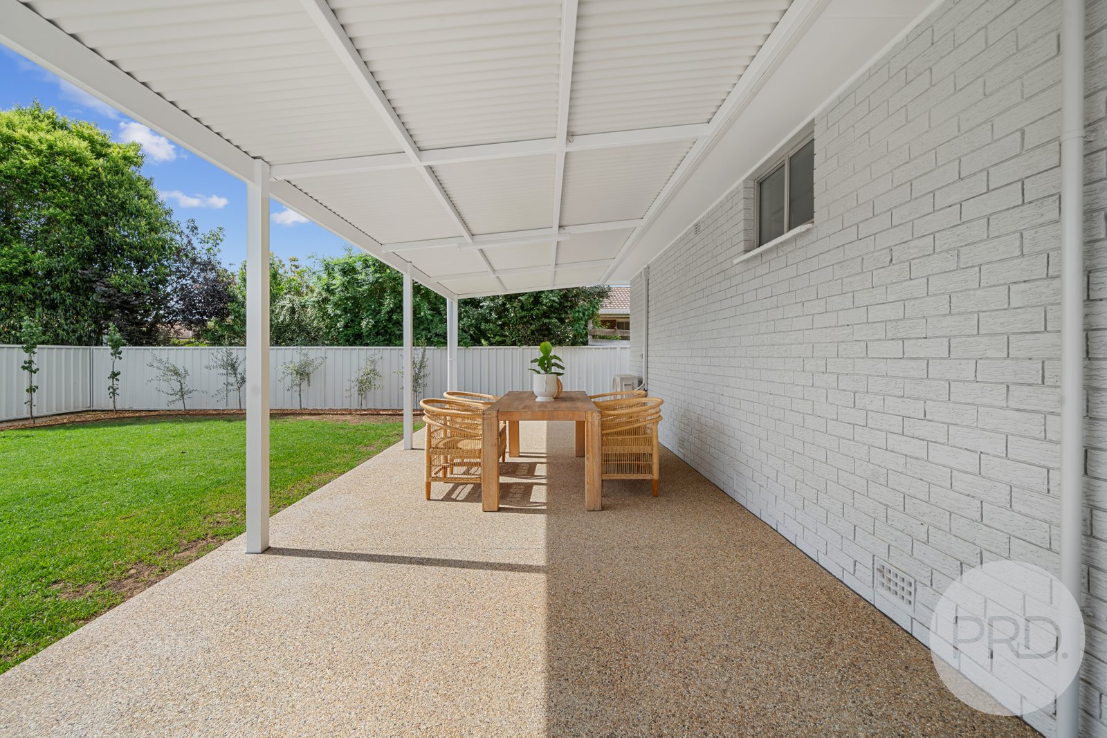 10 Geneva Crescent LAKE ALBERT 16