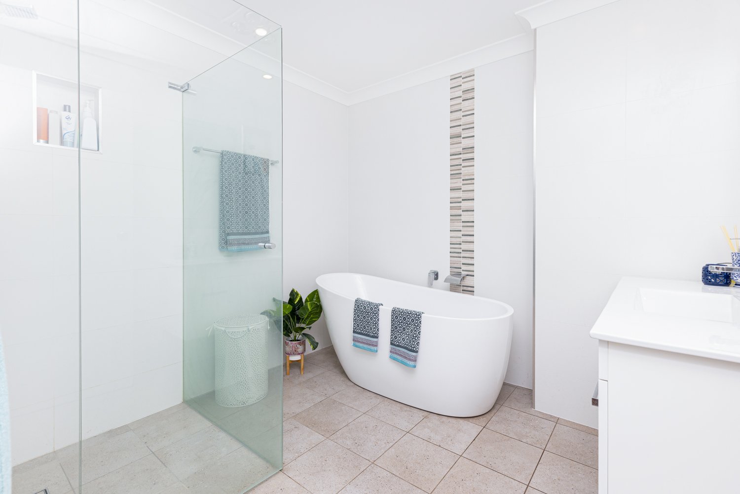 10 George Street LARGS 11