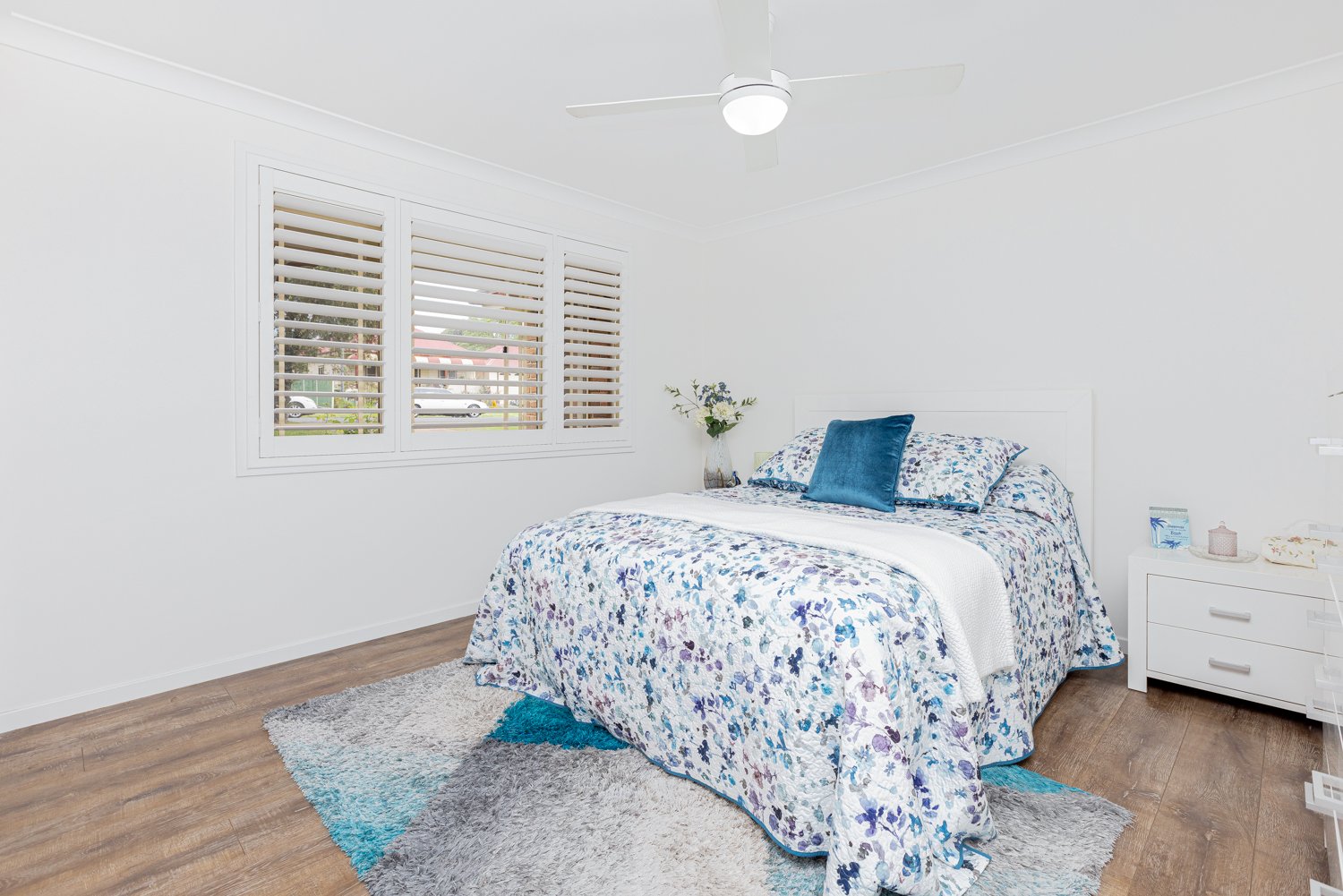 10 George Street LARGS 12