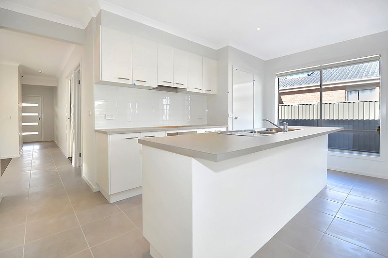 Gallery: 10 Gitsham Street