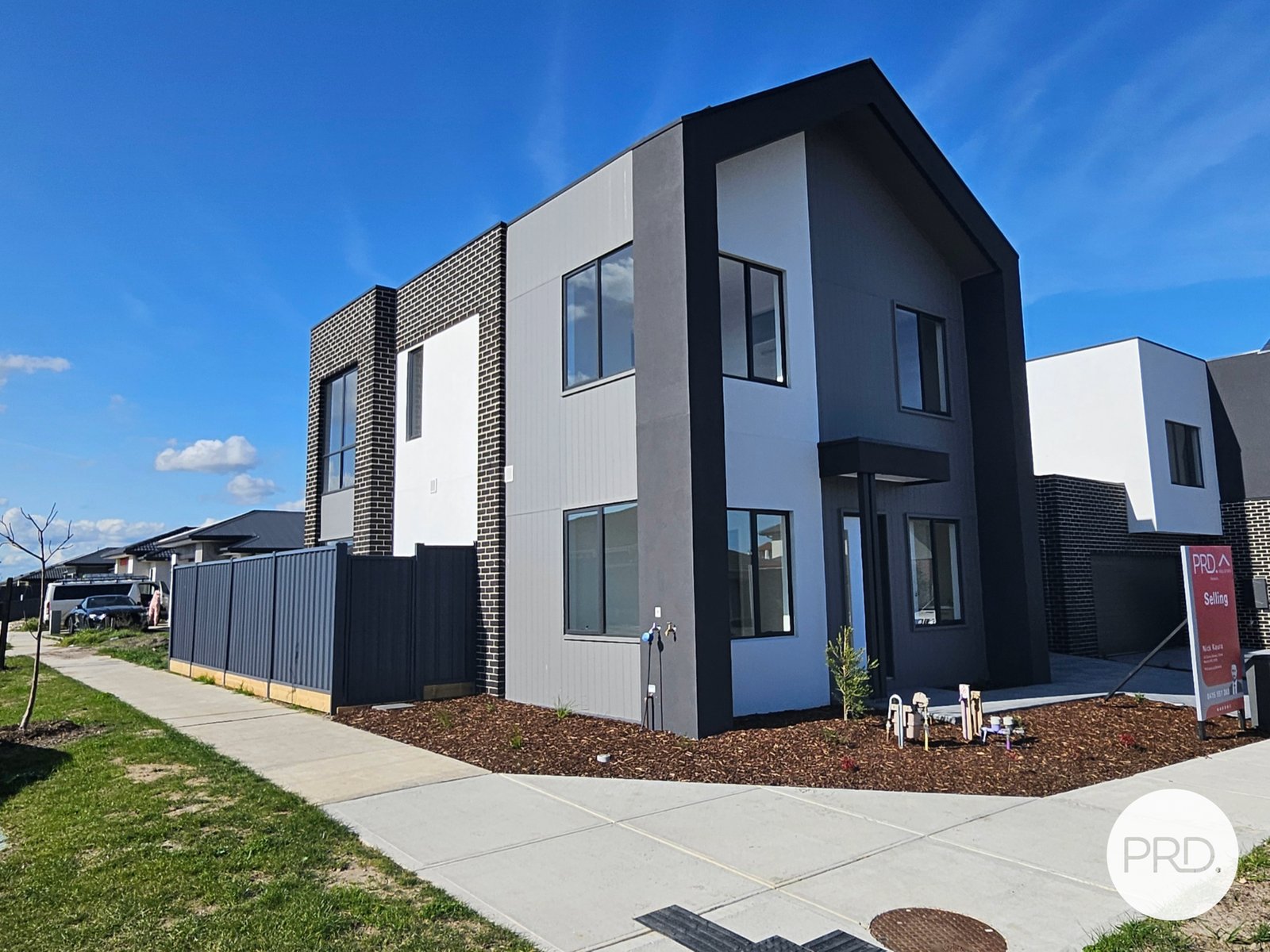 10 Glory Street CLYDE NORTH 2