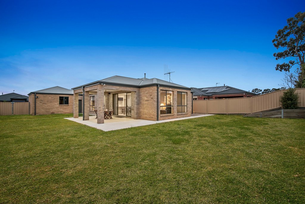 10 Gordon Court STRATHFIELDSAYE 9