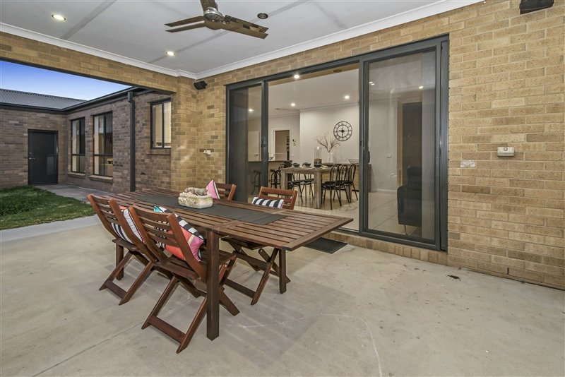 10 Gordon Court STRATHFIELDSAYE 8