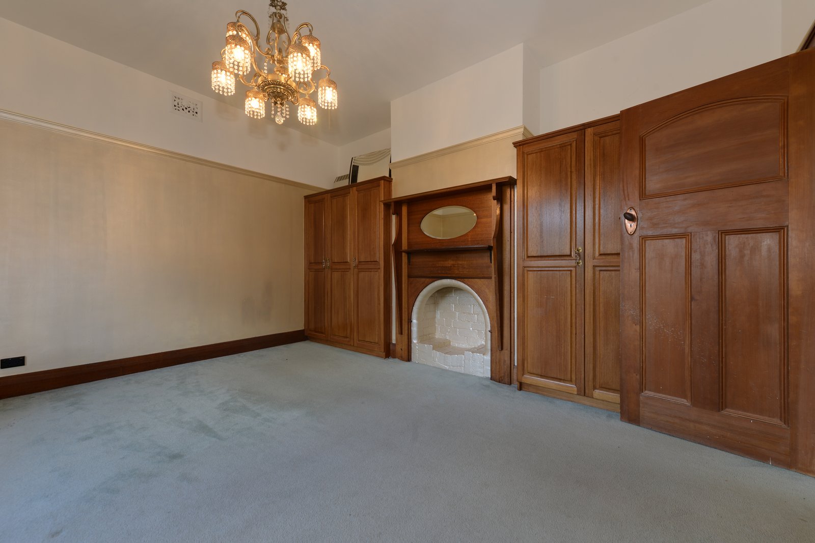 10 Greenlands Avenue SANDY BAY 5