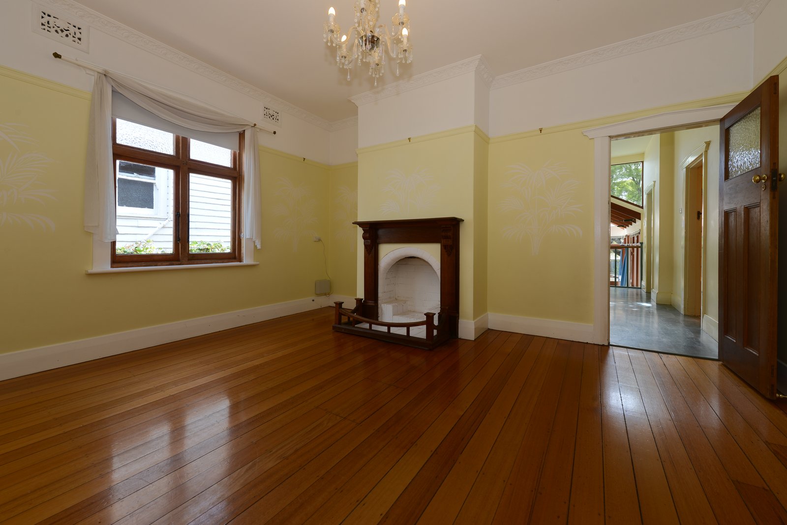 10 Greenlands Avenue SANDY BAY 6