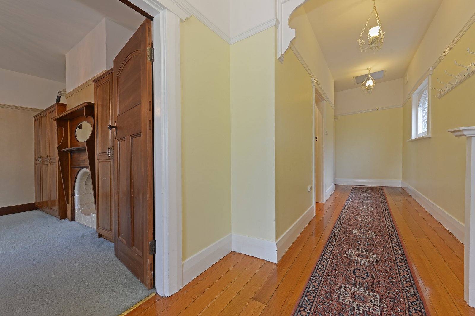 10 Greenlands Avenue SANDY BAY 7