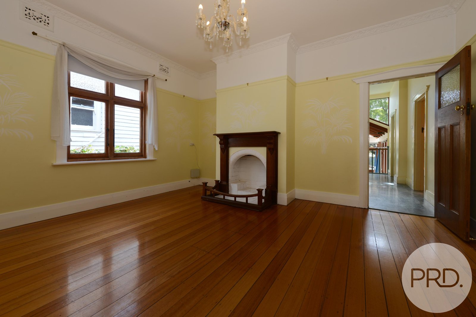 10 Greenlands Avenue SANDY BAY 6