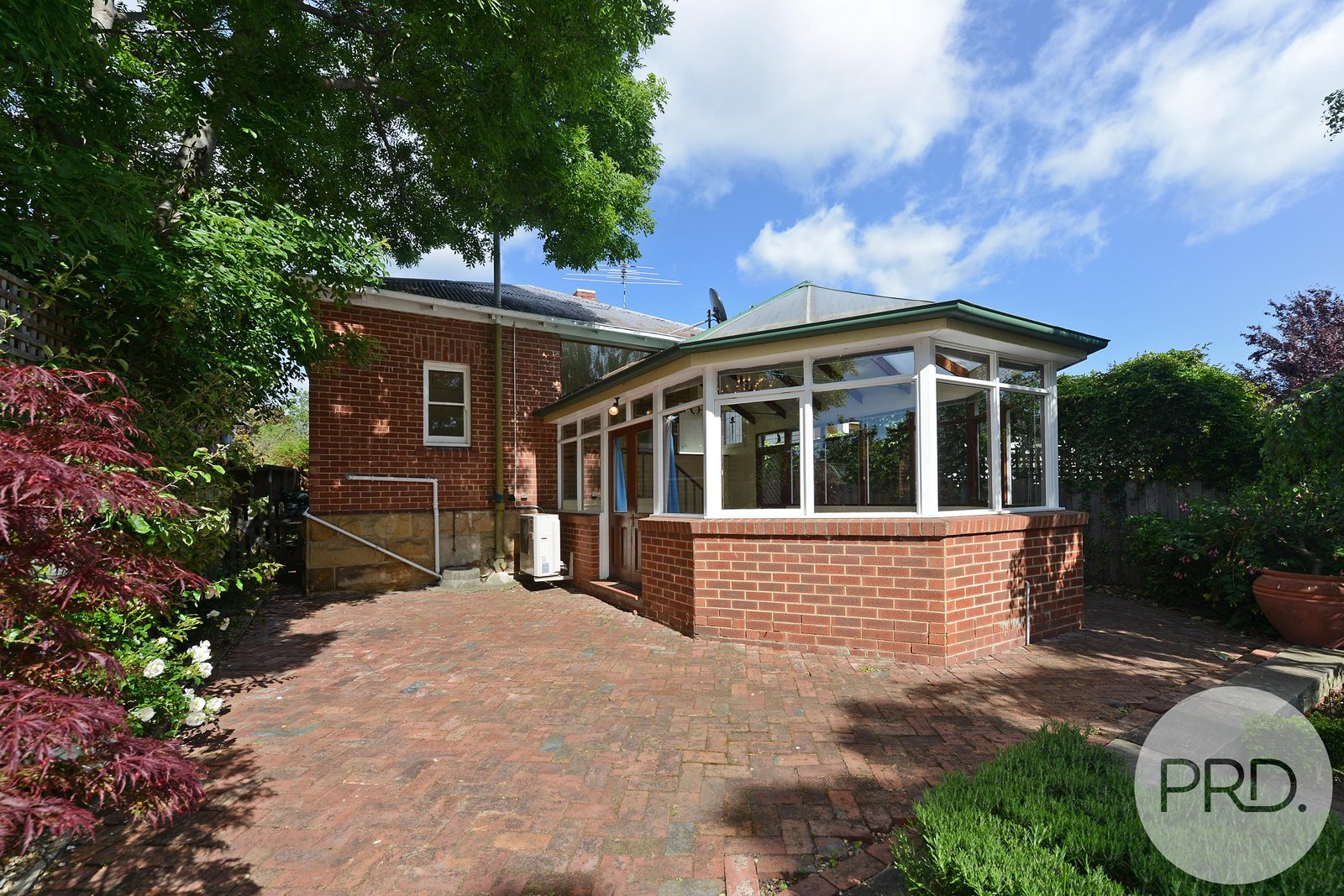 10 Greenlands Avenue SANDY BAY 14