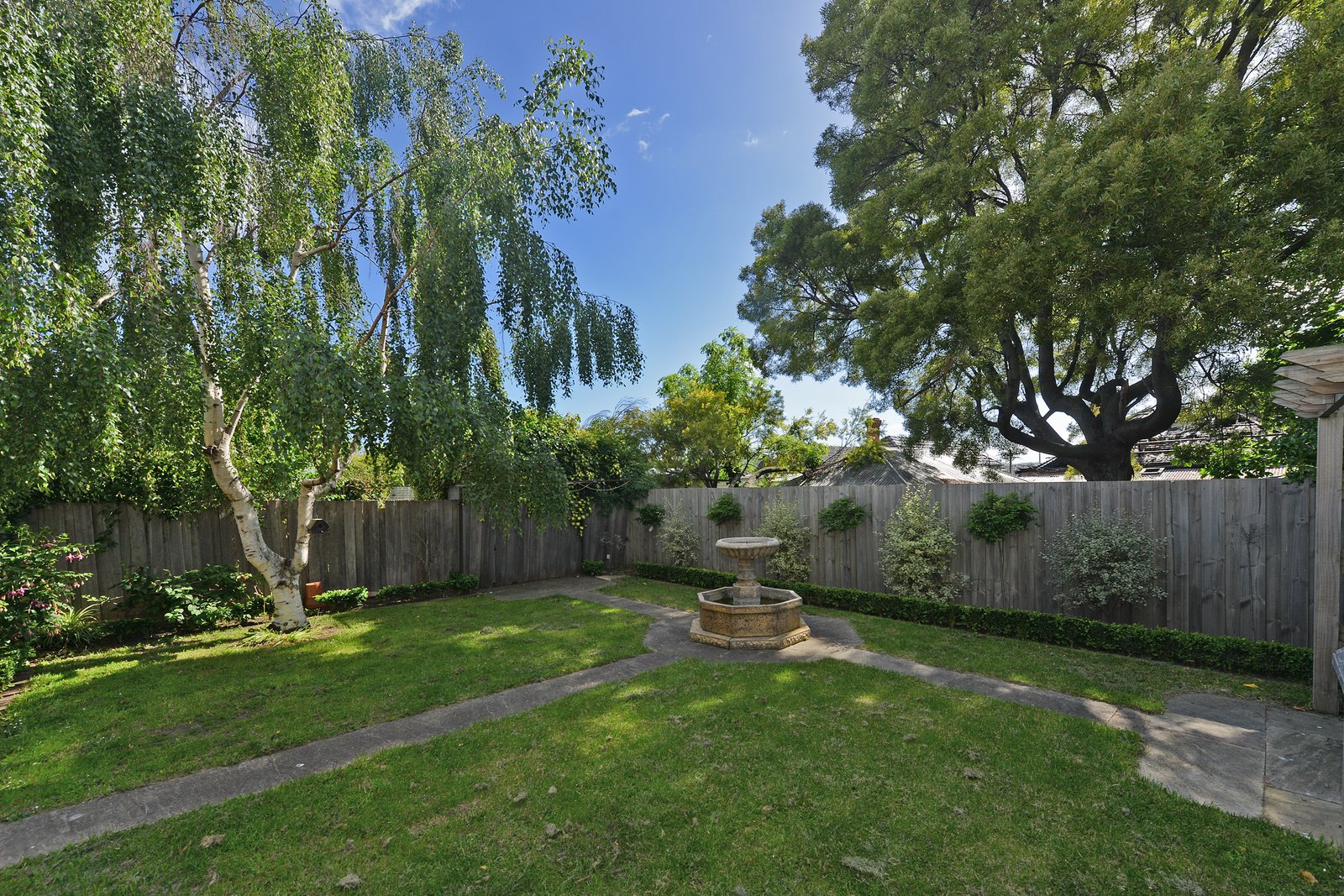 10 Greenlands Avenue SANDY BAY 15