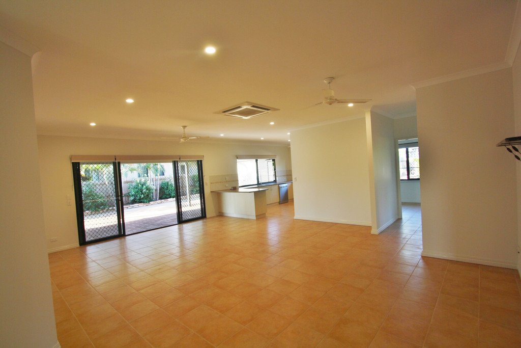 10 Greenshank Drive DJUGUN 5