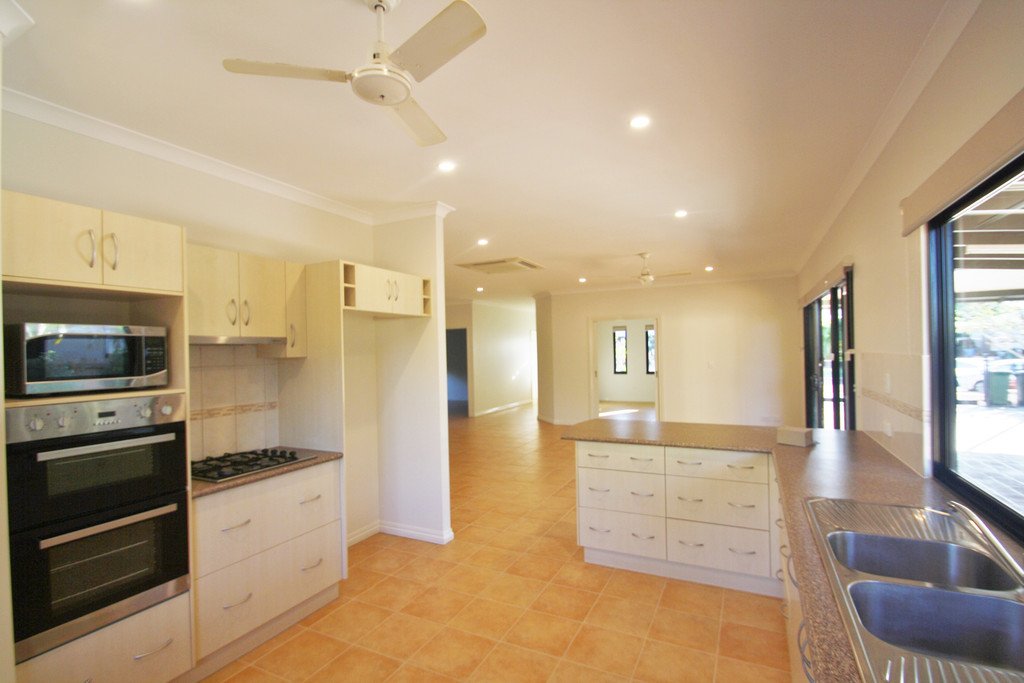 10 Greenshank Drive DJUGUN 13