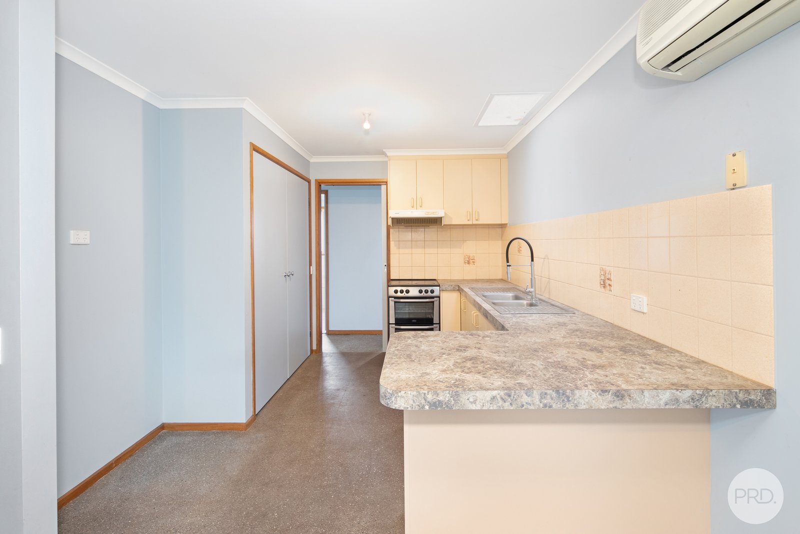 10 Greeves Street CLARENDON 6