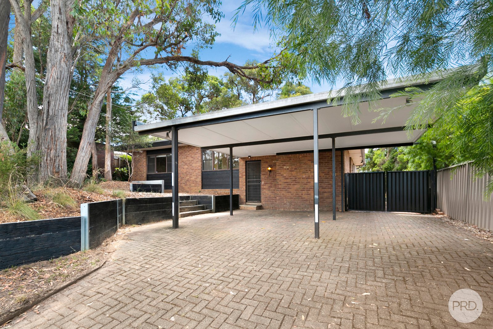 10 Hale Avenue MOUNT CLEAR 1