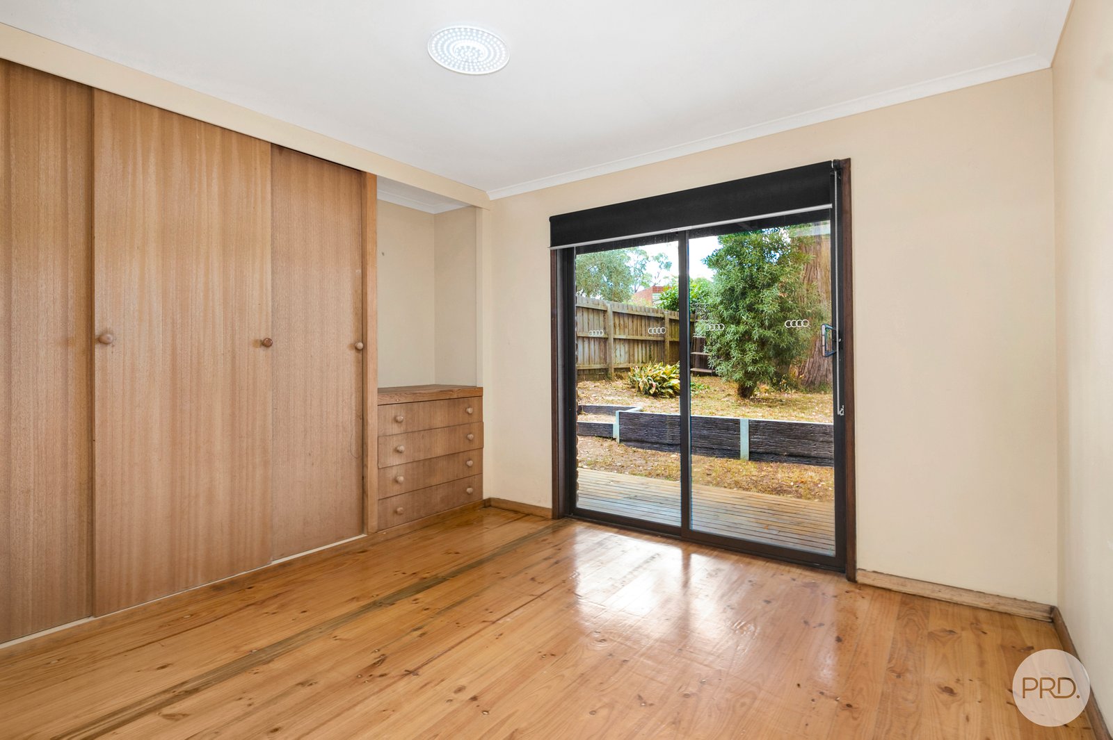 10 Hale Avenue MOUNT CLEAR 8