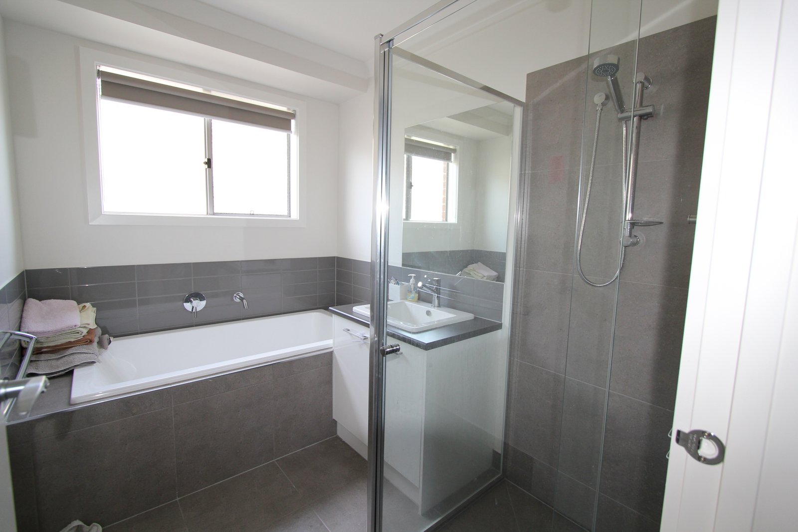 10 Harris Drive LUCAS 10