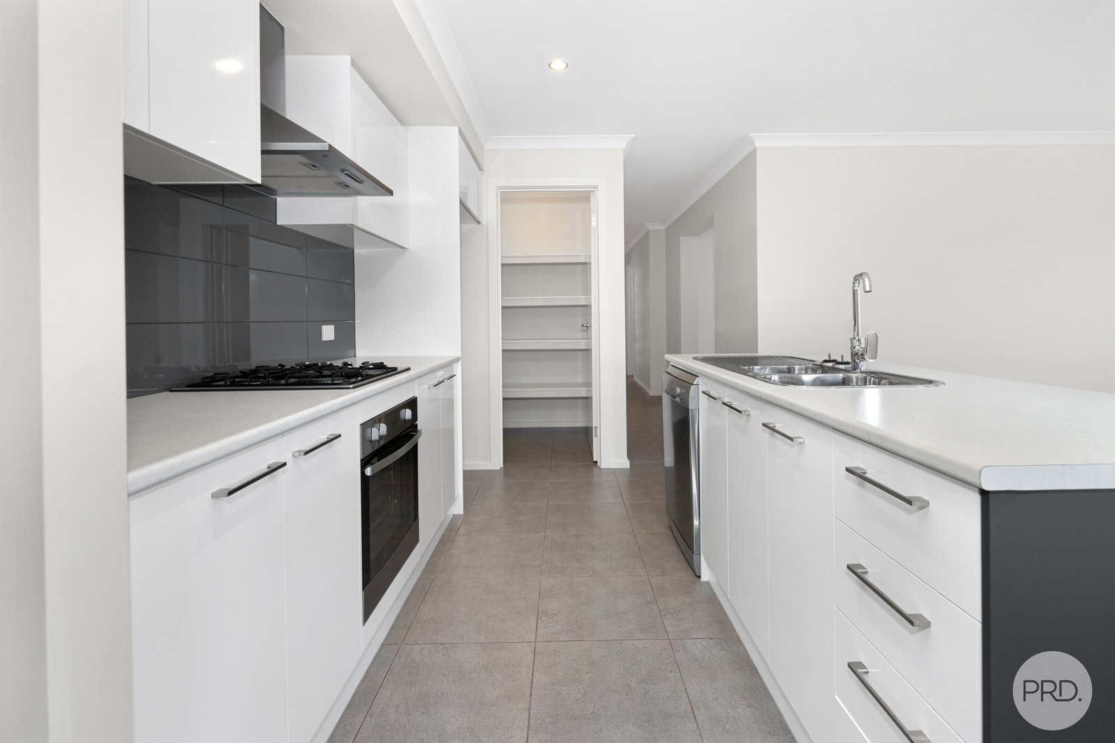 10 Harris Drive LUCAS 10