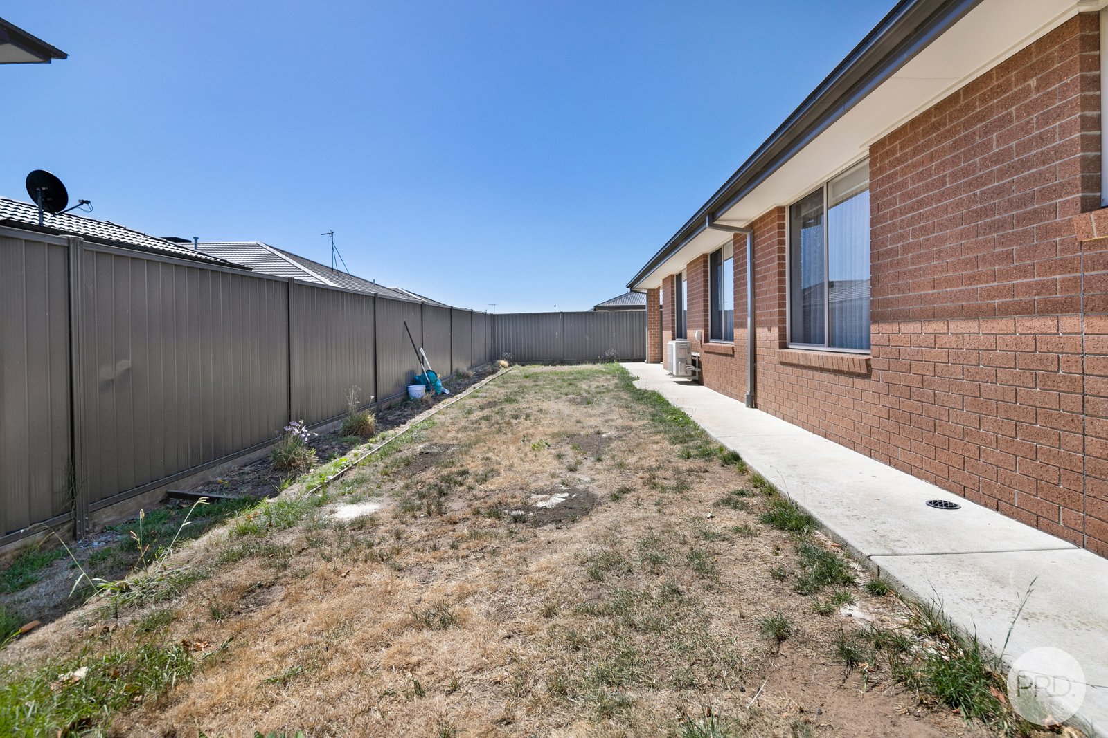 10 Harris Drive LUCAS 16