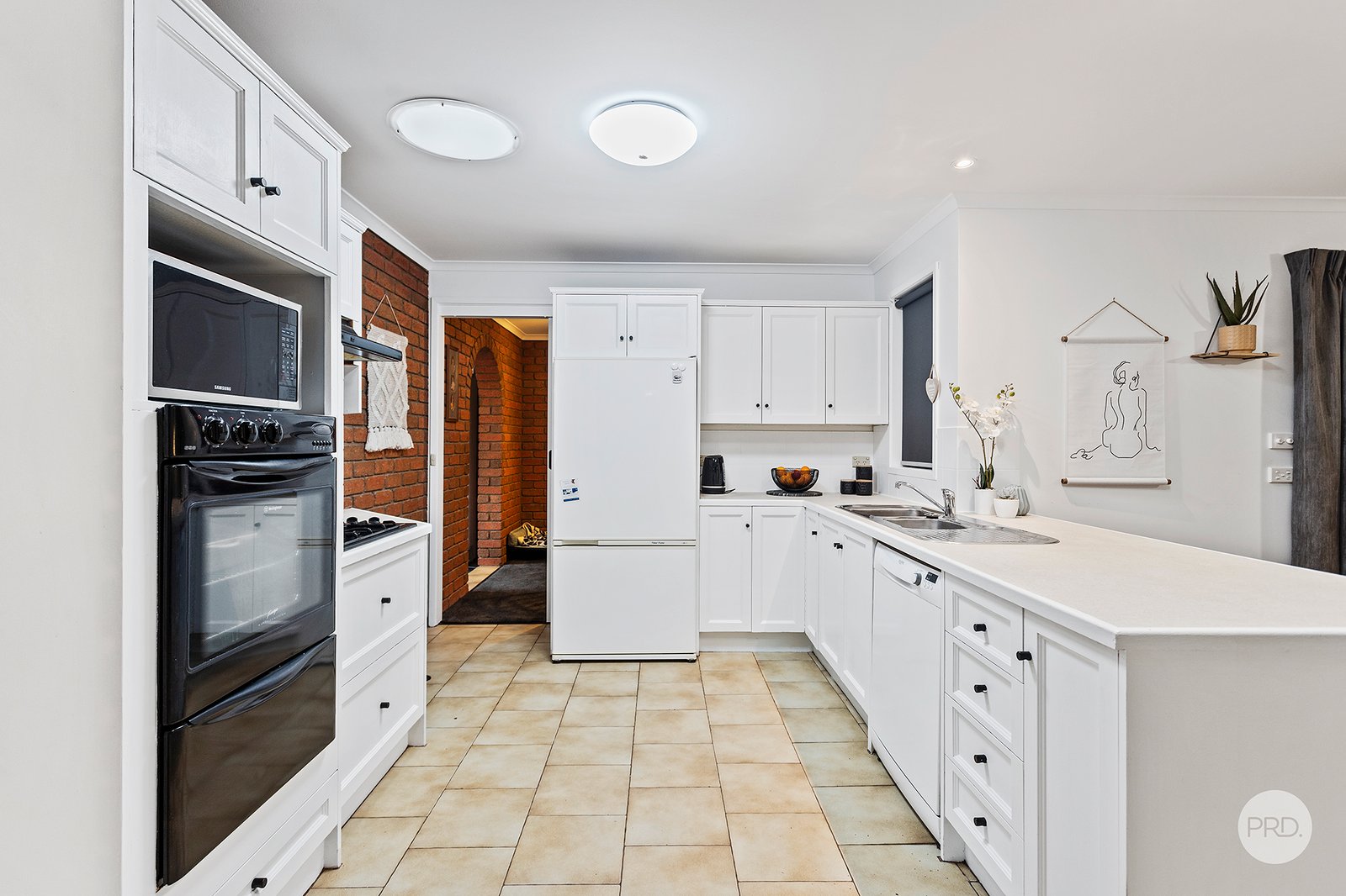 10 Hasker Court STRATHDALE 5