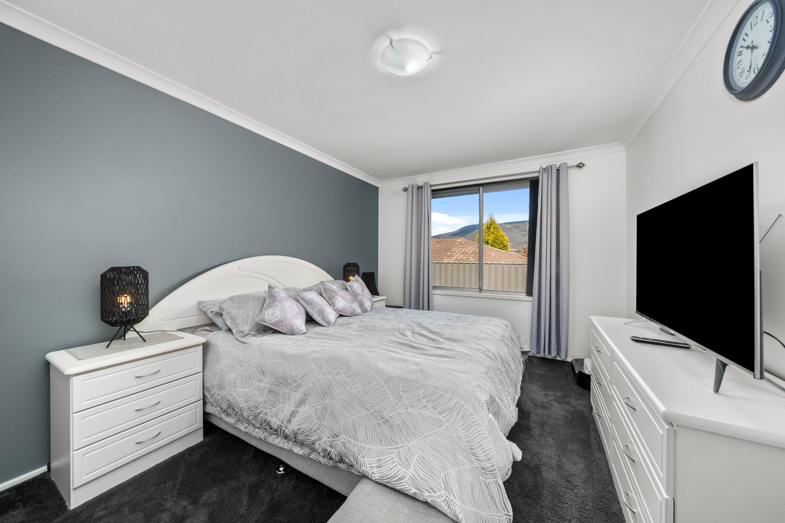 10 Hayton Place BRIDGEWATER 7