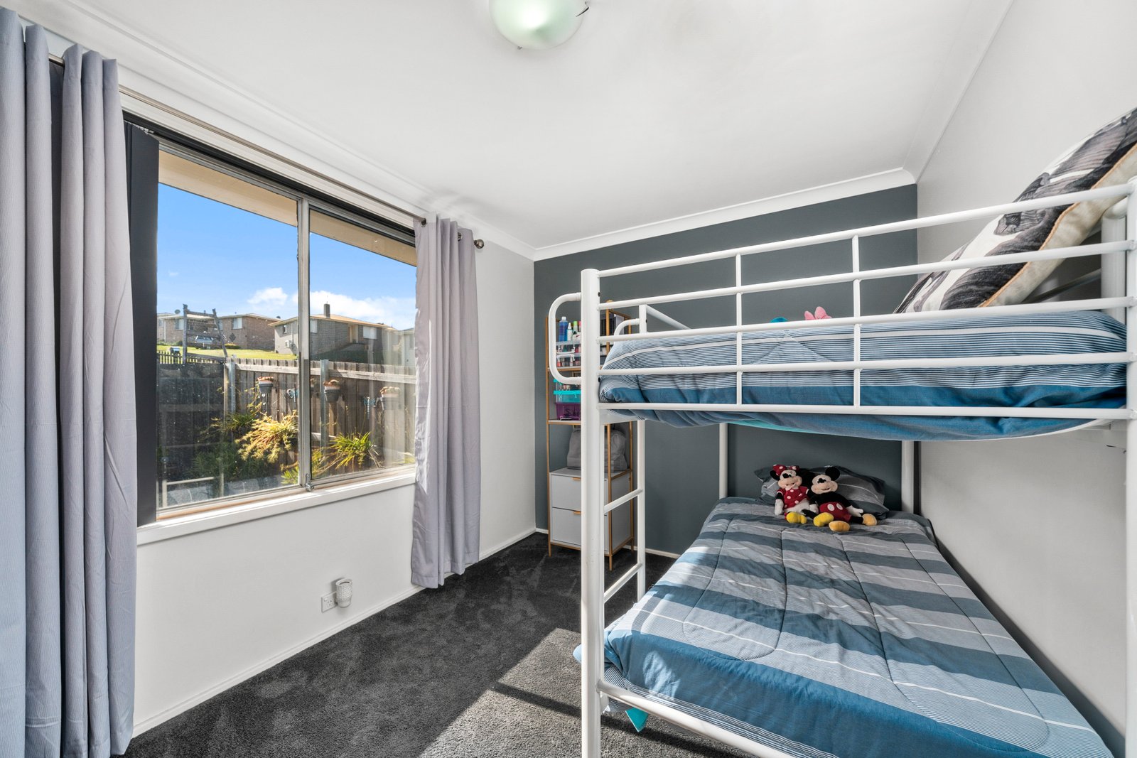 10 Hayton Place BRIDGEWATER 8