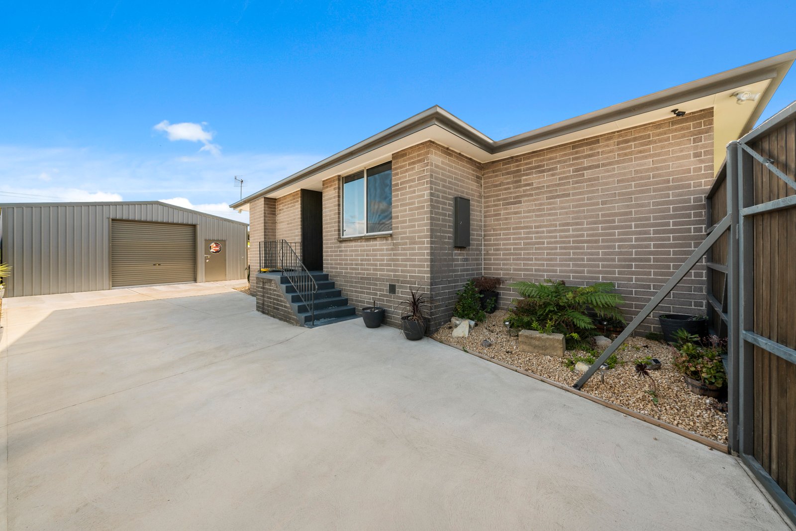 10 Hayton Place BRIDGEWATER 23