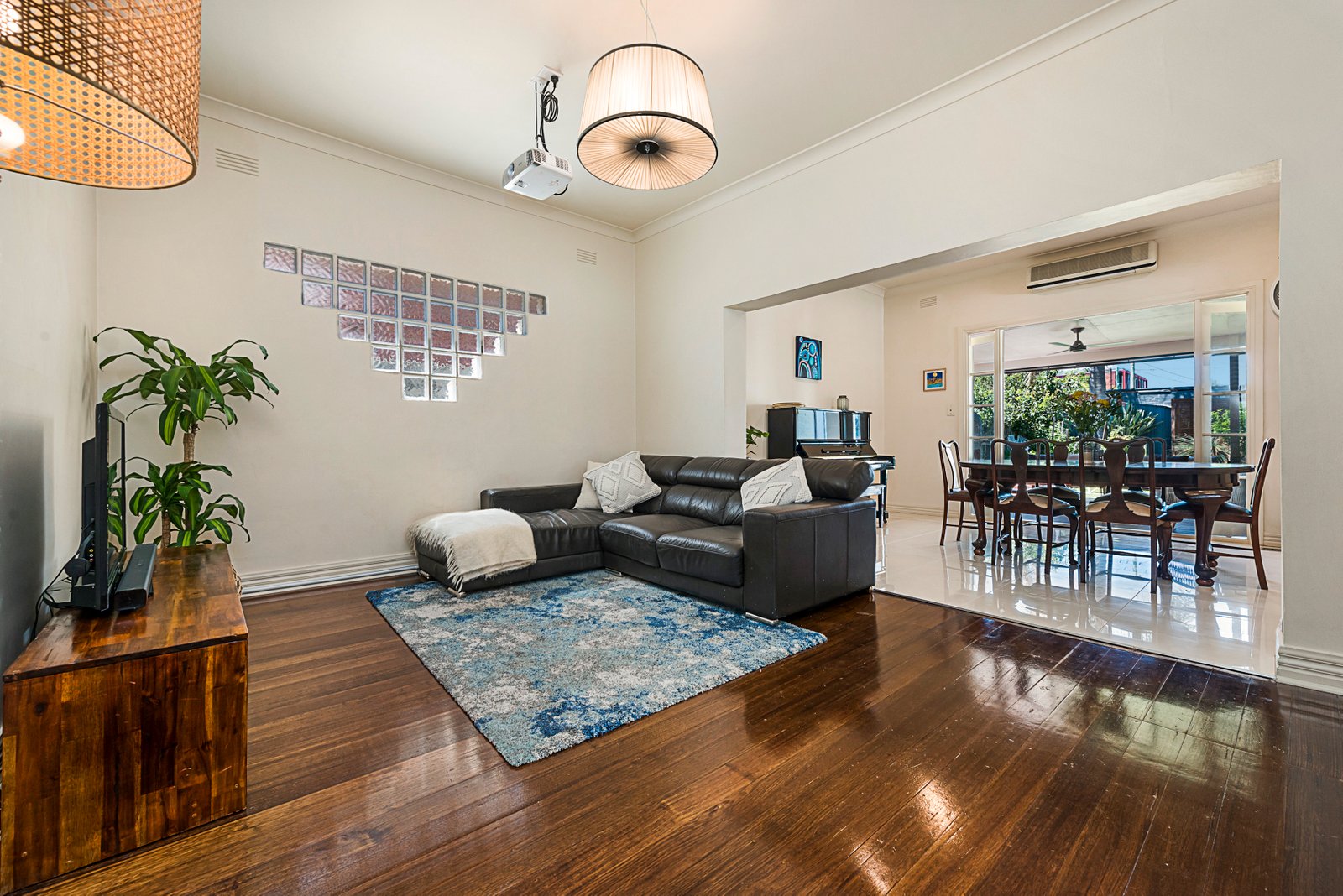Gallery: 10 Henry Street