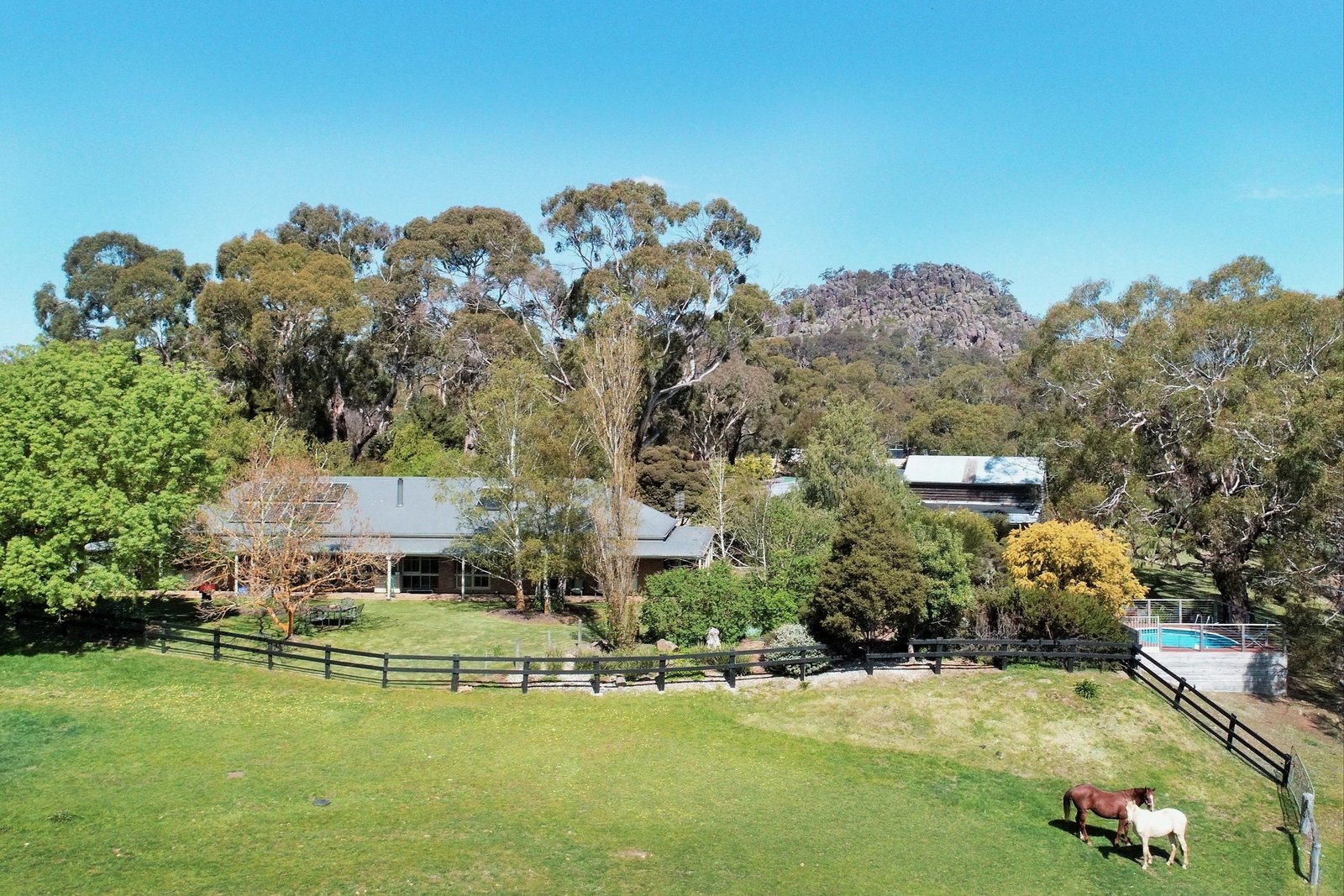 Real Estate and Property in 10 Highland Lane, Newham, VIC