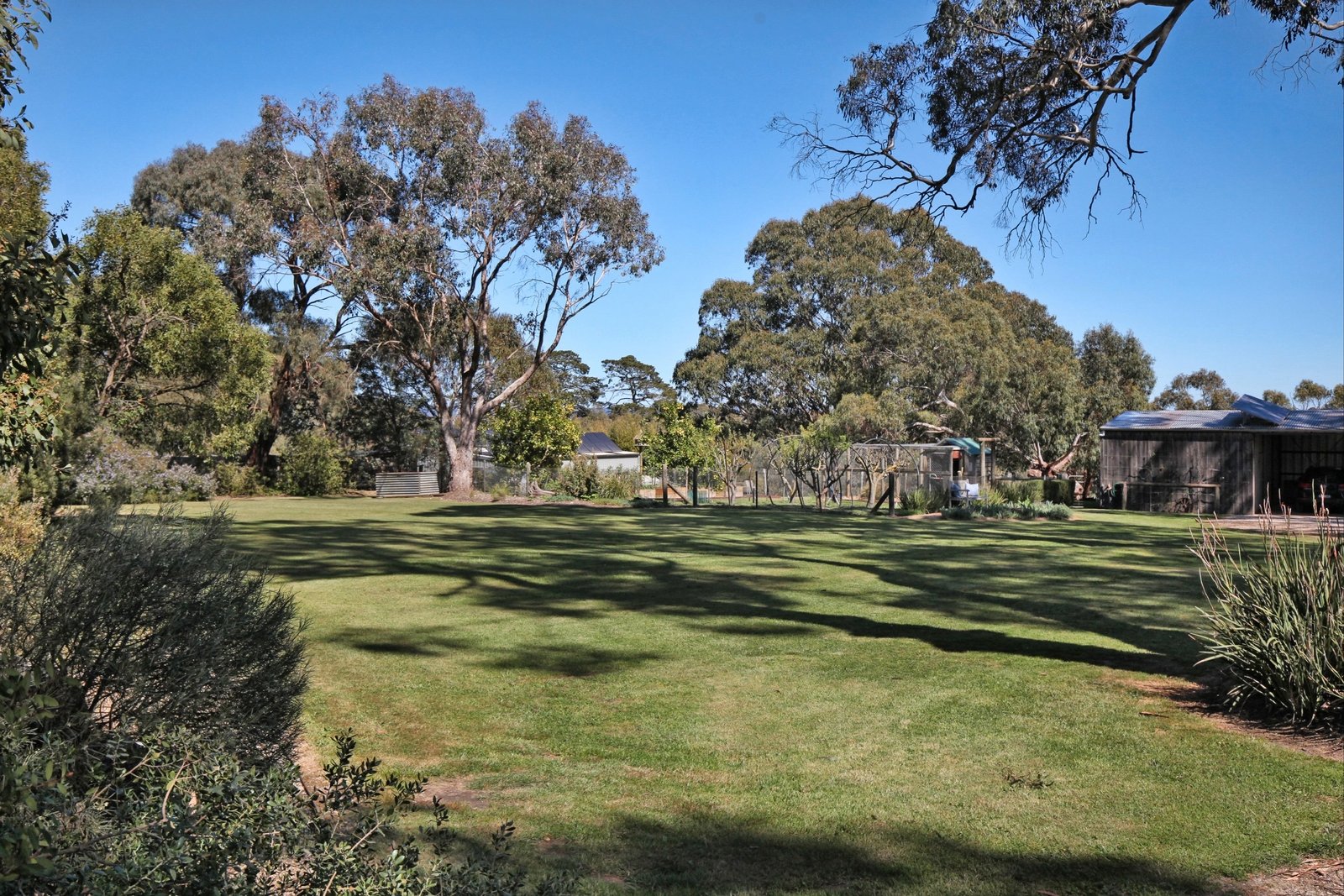 Real Estate and Property in 10 Highland Lane, Newham, VIC