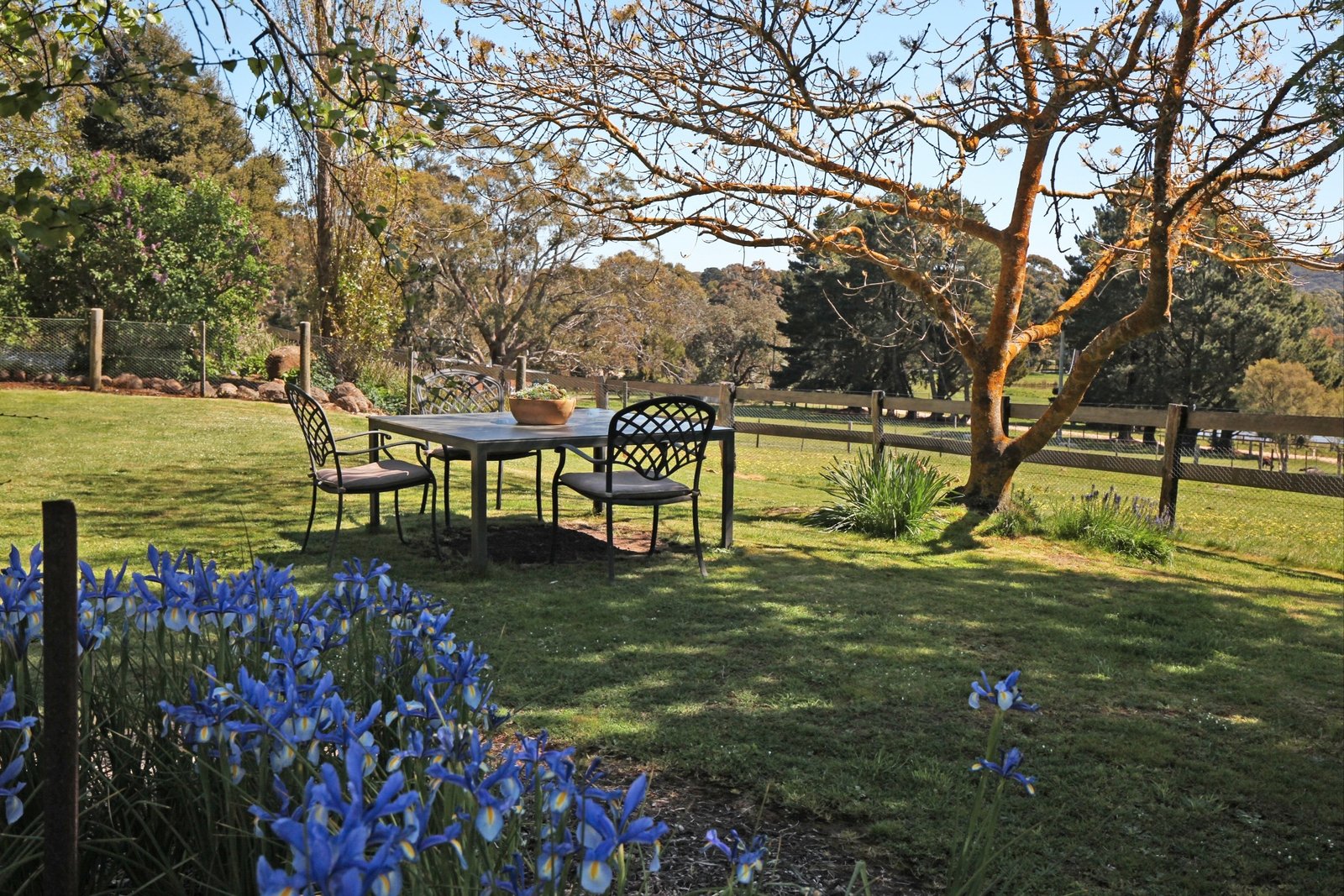 Real Estate and Property in 10 Highland Lane, Newham, VIC