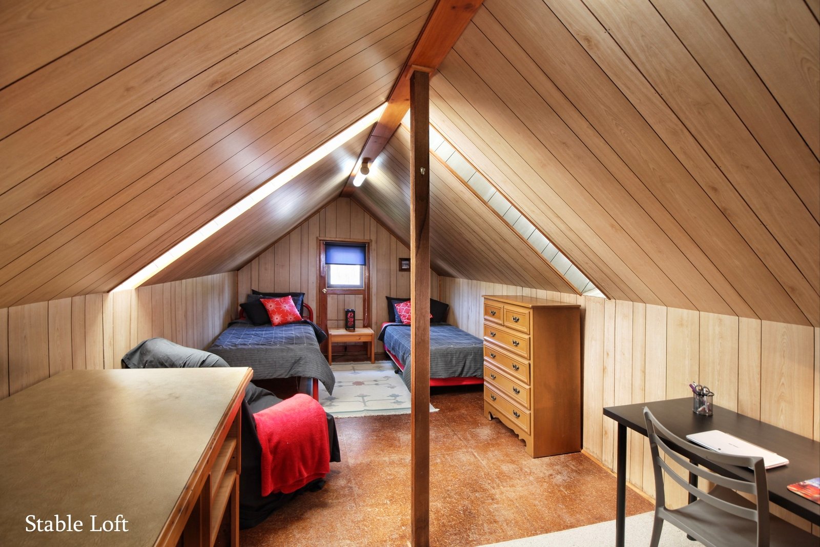 Real Estate and Property in 10 Highland Lane, Newham, VIC