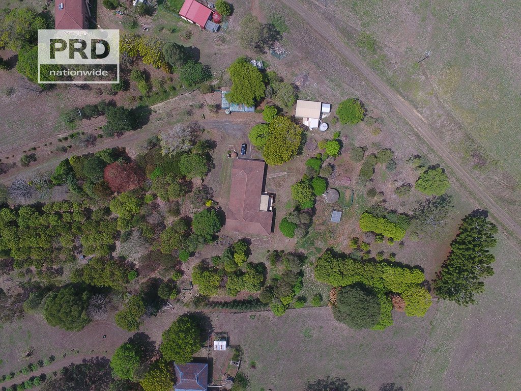 10 Hillside Drive FAIRY HILL 4